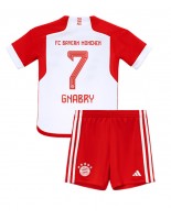 Bayern Munich Serge Gnabry #7 Kotipaita Lasten 2023-24 Lyhythihainen (+ shortsit)